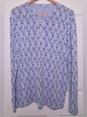 kate quinn 🟣 Size Large Penquin Print Henley Long Sleeve Tee